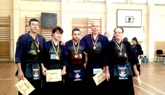 CS Kaybukan, pe podium la Cupa României la kendo - kendo1-1364320829.jpg