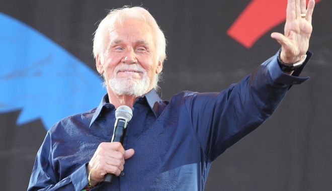 Kenny Rogers, legendă a muzicii country, a murit la vârsta de 81 de ani - kennyrogers-1584777385.jpg
