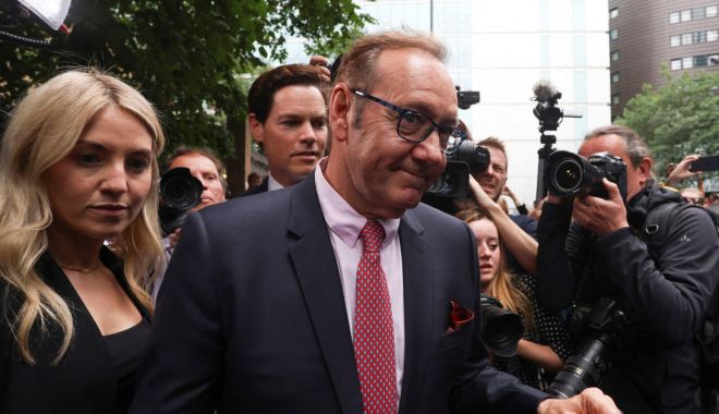 Kevin Spacey a fost achitat pentru toate acuzațiile de agresiune sexuală și viol
