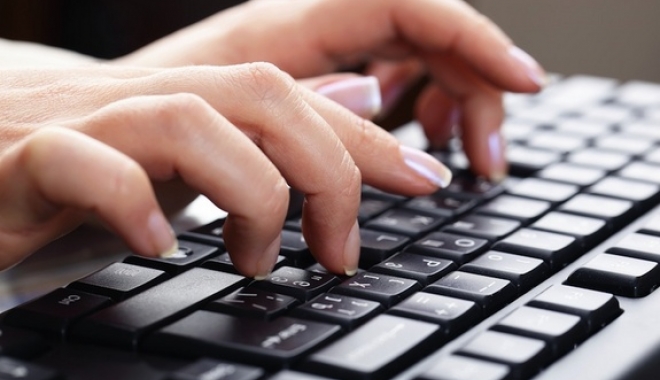 Trăim pe net! Viteza medie de download date internet fix, în creștere cu peste 70% - keyboardcomputergeneric-1498725691.jpg