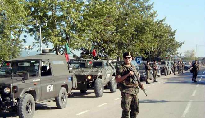Acord între KFOR și reprezentanți sârbi, respins de Pristina - kfor-1312469937.jpg