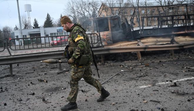 KIEV revine încet la viață în ziua 50 de război, ucrainenii se întorc în capitală