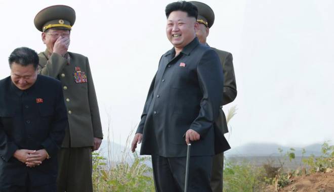 Coreea de Nord a lansat rachete cu rază scurtă de acțiune în apele sale teritoriale din est - kim-1458552712.jpg