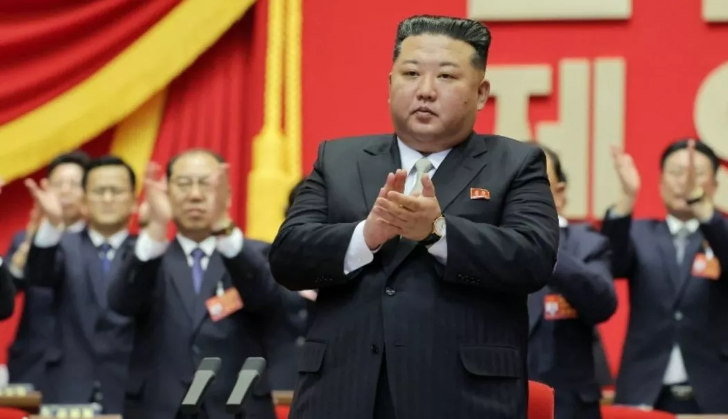Reales, la al IX-lea congres. Kim Jong Un cere „urgent” ridicarea nivelului de trai - kim-jong-un-reales-bun-1771939221.webp