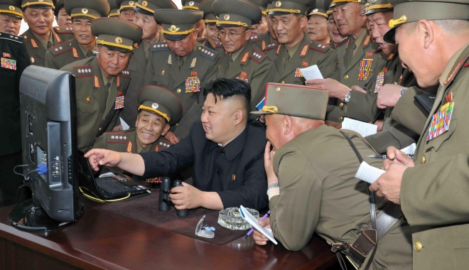 Coreea de Nord a lansat un serviciu propriu de televiziune cu plată similar sistemului occidental NETFLIX - kimjong-1471876017.jpg