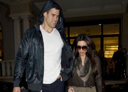 Ce vrea Kris Humphries de la Kim Kardashian - kimkardashianbarneyskris-1329142541.jpg