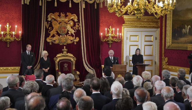 Premierul și parlamentarii britanici îi jură credință noului Rege Charles al III-lea - kingcharlesaccessioncoucilap2225-1662817402.jpg