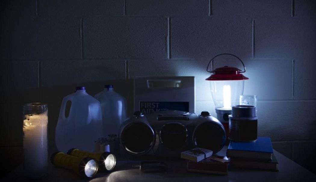 Ce nu trebuie să lipsească din casă, în cazul unui posibil blackout. Kit de urgență - kit-urgenta-1745924394.jpg