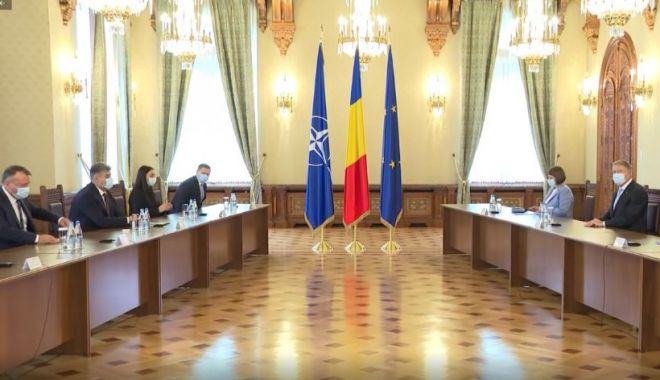 Președintele Klaus Iohannis cheamă partidele luni, la consultări - klaus-1637327779.jpg