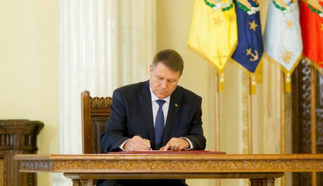 Legea privind cartea electronică de identitate, promulgată