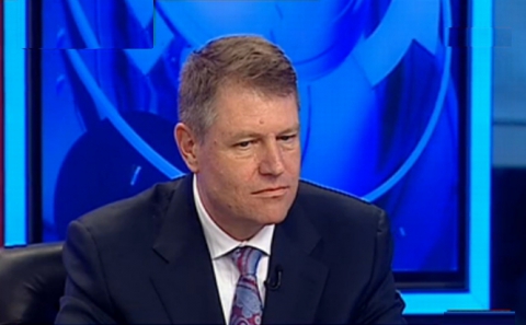 Iohannis: PNL a dat în judecată Guvernul - klausiohanniseunsemnalcaceletrei-1407251272.jpg