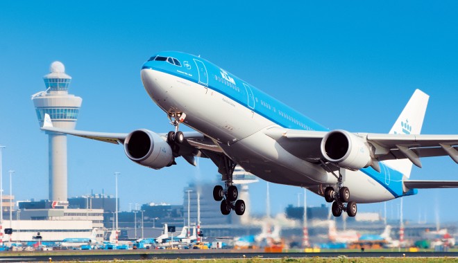 Un avion al companiei olandeze KLM a aterizat de urgență la Cairo - klm2-1413874738.jpg
