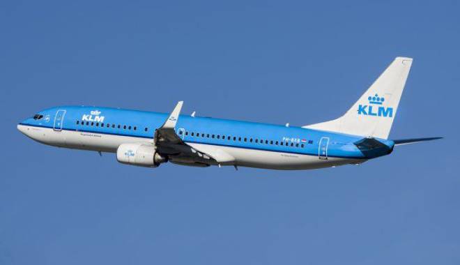 Pilotul unui avion care zbura din Olanda spre China, înjunghiat de un pasager - klmavion1465x390-1452010625.jpg