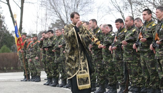 Imagini de colecție! Militari români, misiune specială în Kosovo, 2005 - kosovo2-1523542778.jpg