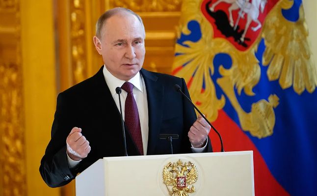 Kremlinul susține că Putin nu vrea să restabilească URSS sau să atace NATO - kremlinul-1765367781.jpg