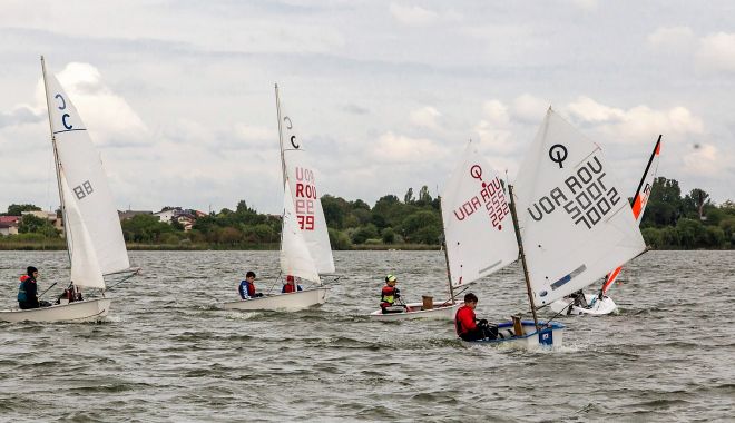 Lacul Siutghiol din Constanța a găzduit Cupa Zilei Marine la yachting - lacul-1565655998.jpg