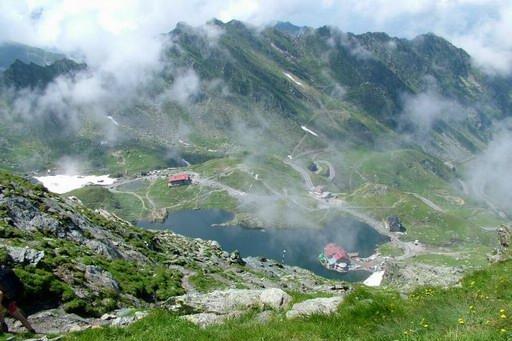 România, între principalele destinații pentru turiștii britanici - laculbalea-1345968548.jpg