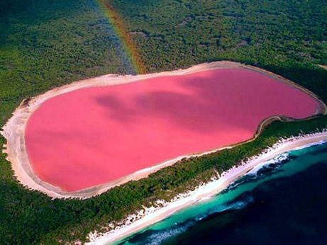 Lacul roz din Australia - laculroz-1366380676.jpg