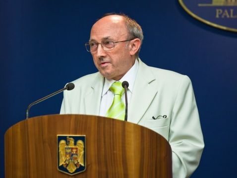 Ministrul Sănătății a retras din dezbatere, la cererea premierului, proiectul legii Sănătății - ladislauritli-1326475536.jpg