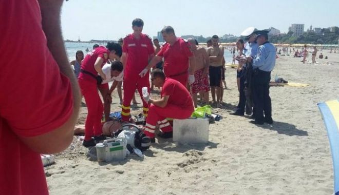 SALVATORII DE LA AMBULANȚA CONSTANȚA INTERVIN PE PLAJĂ, LA EFORIE NORD! - lala1534845057-1536308009.jpg