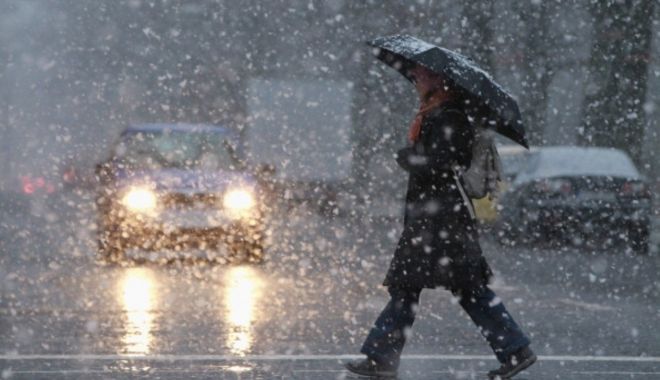 ALERTĂ METEO LA CONSTANȚA! NE AȘTEAPTĂ PLOI ABUNDENTE ȘI VÂNT PUTERNIC - lapovita-1518527322.jpg
