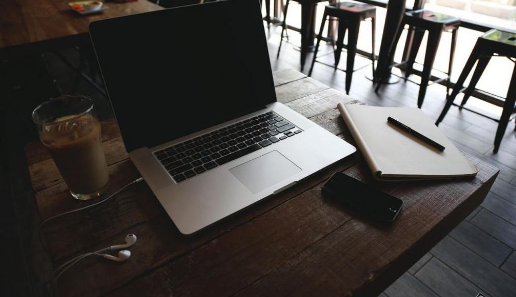 Cum să alegi un laptop: 12 sfaturi esențiale - laptop-1727698496.png