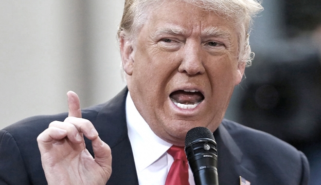 Un laptop cu informații sensibile despre Trump, furat de la Secret Service - laptoptrump-1489933928.jpg