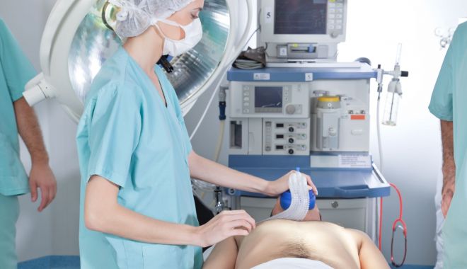 Daune de 250.000 de euro pentru bărbatul care, dintr-o culpă medicală, a rămas fără organul sexual