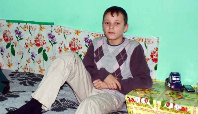 L-ați văzut? Familia vă cere ajutorul pentru a-l găsi - lativazutfamiliavaceresprijinul2-1407433408.jpg