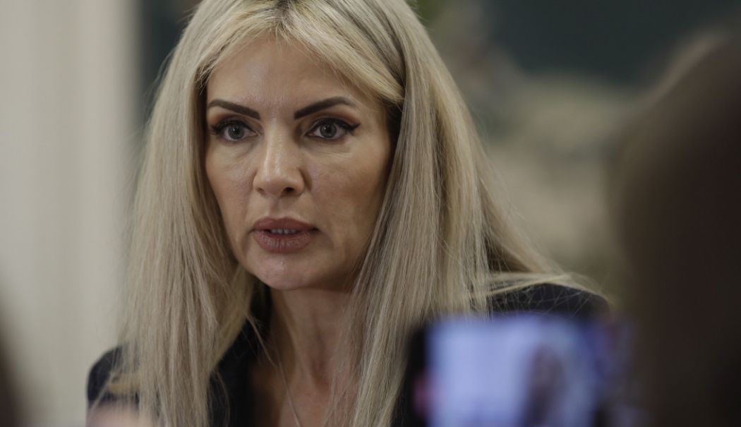 Câți bani a câștigat Laura Vicol apărând interlopii: "Am câștigat bani, dar să știți că am și muncit pentru ei"