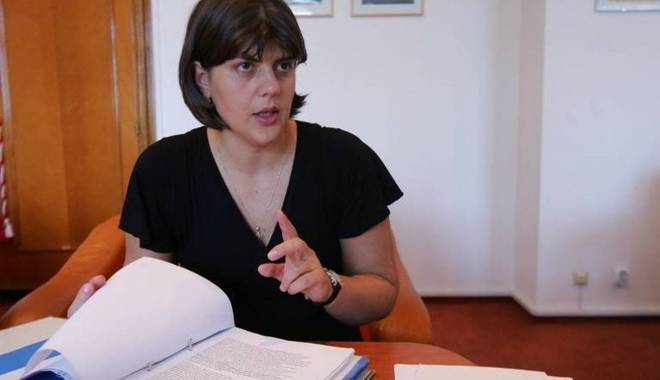 Kovesi, despre intrarea în politică - lauracodrurakovesi546ce577d3-1443172700.jpg