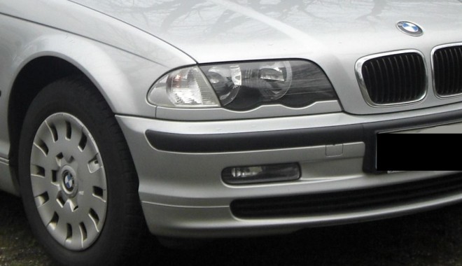 La volanul unui BMW, fără permis de conducere - lavolan-1393234535.jpg