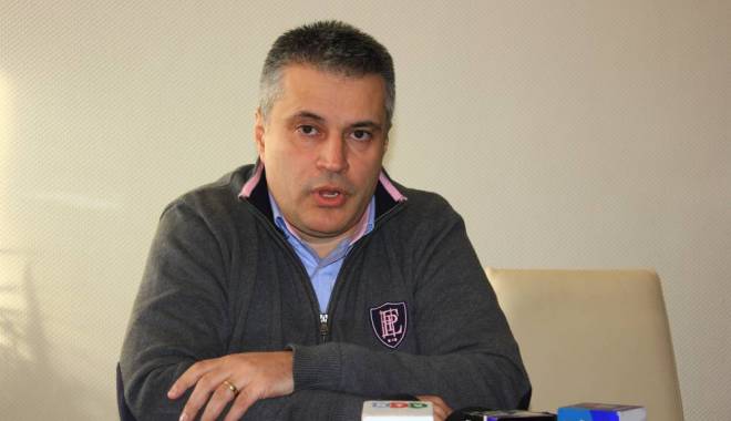 Echipa HC Farul, susținută financiar / Ce spune Cristinel Dragomir - ldragomir11433317080-1441198525.jpg