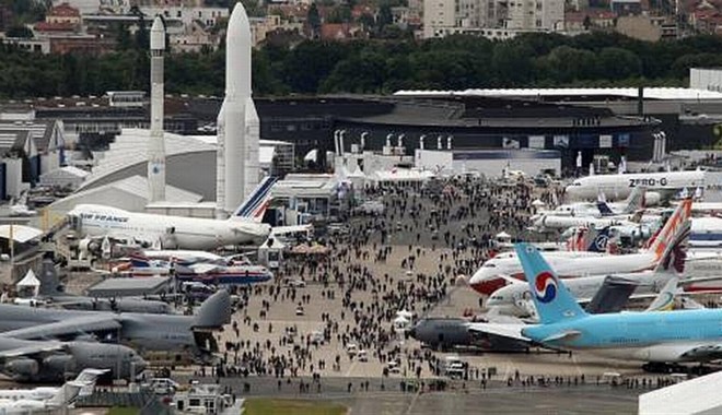 Pavilion românesc la Salonul Aeronautic 