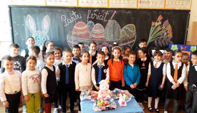 Lecție de altruism pentru elevii din Valu lui Traian și Murfatlar - lectiedealtruism-1492612019.jpg