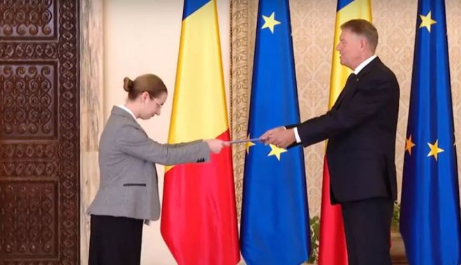 Ceremonie specială la Cotroceni. LEGILE EDUCAȚIEI PROMULGATE CU FAST