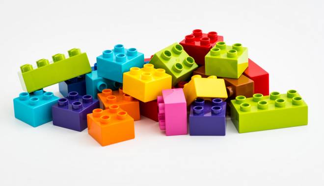 Celebrul LEGO, pachet educațional pentru proiecte de știință și inginerie - lego-1452012482.jpg