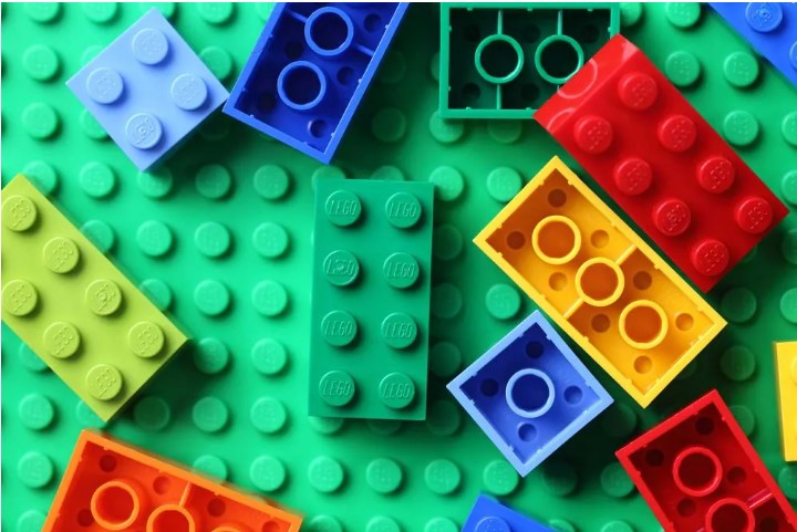 Lego, mai mult decât joacă: Aventuri epice în universurile Lego NinjaGo și Lego Minecraft - lego1-1746014218.jpg