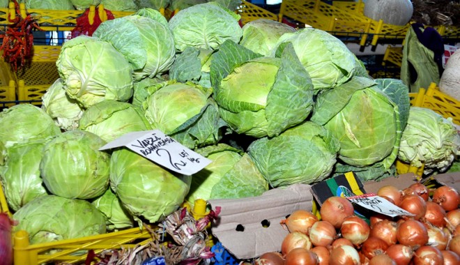 Au explodat prețurile în piață - legume26-1321560796.jpg