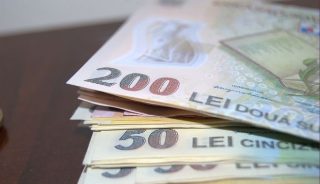Guvernul acordă 1.000 de lei! Cine sunt cei care vor putea intra în posesia banilor
