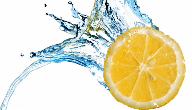 Ce efecte are apa cu lămâie - lemonwaterwallpaper3-1418489204.jpg
