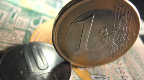 Euro rămâne peste 4,3 lei. Curs BNR: 4,3072 lei/euro - leu10483300-1316774253.jpg