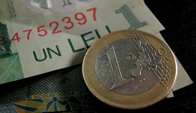 Euro a cedat 0,06% în lupta cu leul - leueuro-1578314265.jpg