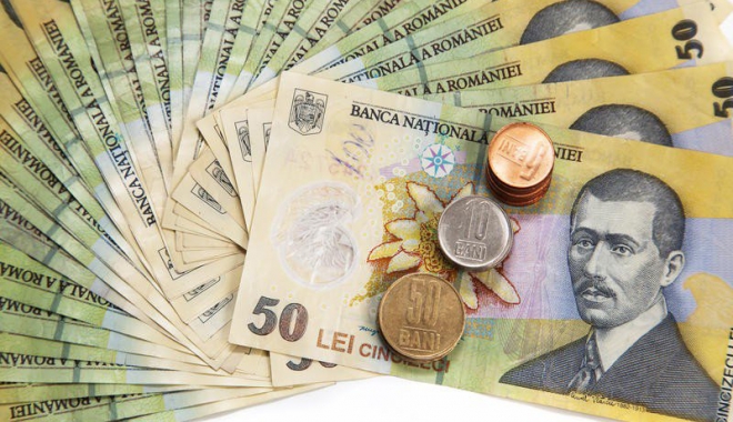 Leul pierde la euro și dolar - leul-1499099491.jpg