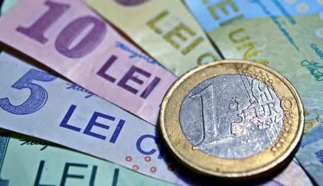 Leul a pierdut la euro și franc, d\r a câștigat la dolar - leul-1516376679.jpg