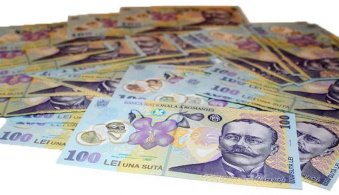 Leul mușcă din dolar și francul elvețian, dar pierde la euro - leul-1518715223.jpg