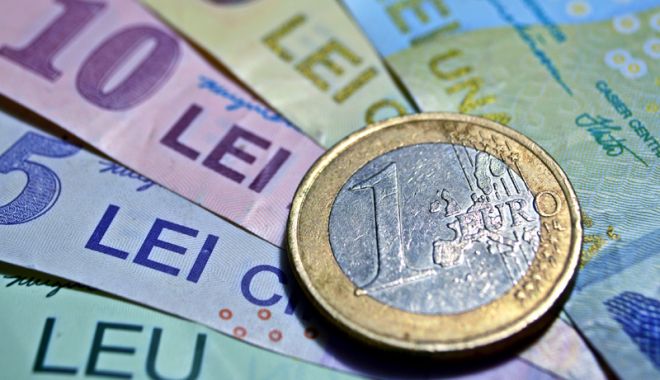 Leul pierde la euro și dolar, dar câștigă la francul elvețian - leul-1522259920.jpg