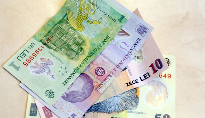 Leul ciupește din euro și dolar, dar pierde la francul elvețian - leul-1558385717.jpg