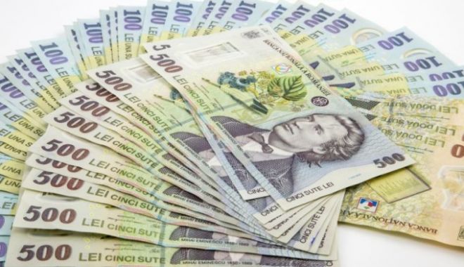 Leul e ciupit de euro, dar câștigă la dolar și francul elvețian - leul-1593006479.jpg