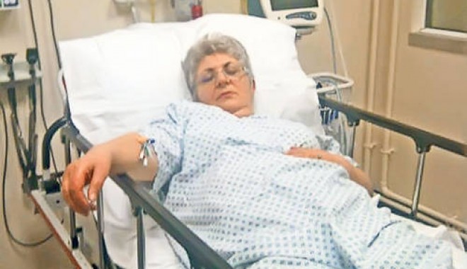 A început TEROAREA! Româncă, băgată în spital de vameșii englezi - libe-1364979903.jpg